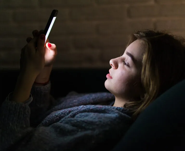 Limit Screen Time Before Bed